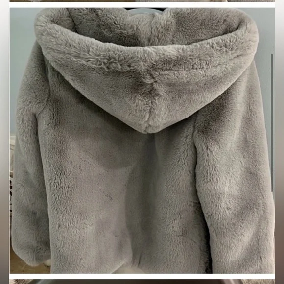 Apparis Milly grey faux fur hooded jacket size XS - Picture 4 of 4